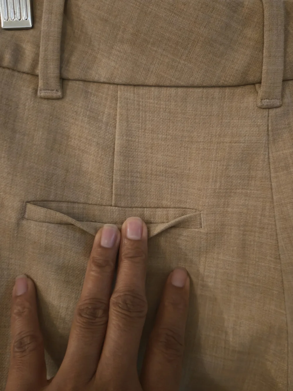 Aritzia The Effortless Pants Wide-Leg Linen-Blend Trousers in Beige